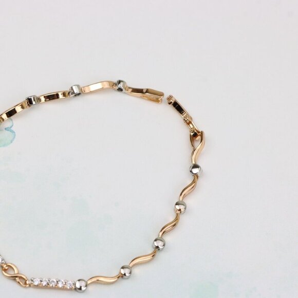 "Elegant Infinity Link Rose Gold & Silver Bracelet with Crystals, XPBL0849 - Picture 3 of 12